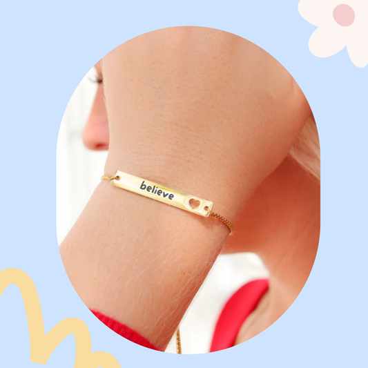 Custom engraved adjustable heart bar bracelet in Port St. Lucie & Palm Beach.