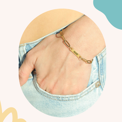 Elegant engraved bar bracelet perfect for gifting in Port St. Lucie. 